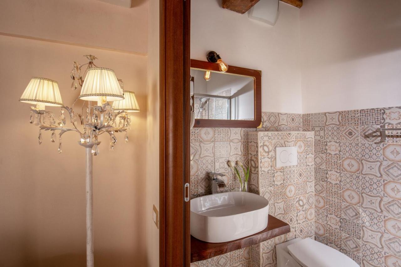 Hotel Residenza Nobile Laurina à Rome Extérieur photo